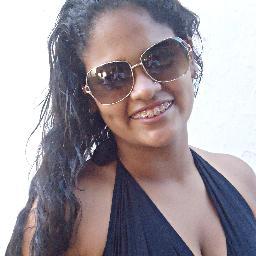 *♪ Estranho seria se eu não me apaixonasse por você... ♥