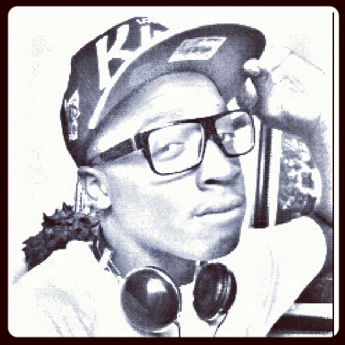 # IMMA TRILL AS NIGGA THAT KEEP IT 100 AND NEVER SUGAR CODE SHIT..... IMMA COOL AS NIGGA AND I LOVE TO BE IN THE STUDIO TO MAKE MUSIC......... I DO THIS SHIT