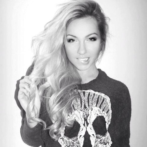 dear_douchebags's profile picture. What every girl wants to say but never knows how.