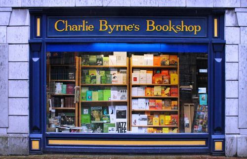 Charlie Byrne's Bookshop is Galway's largest (and cosiest) Independent Bookshop, brimming with over 100,000 New, Second-hand and Bargain Books.