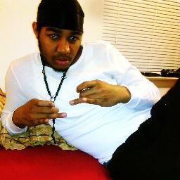Newark...Fairview Homes,West Kinney, nd L.B.G (G-SHINE NATION) #TeamLAKERS 21 yrs old. #Married to the best @_mixedchicaNY