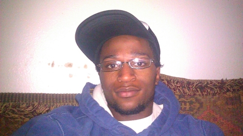 im me weird strange hippy black sk8ter.....