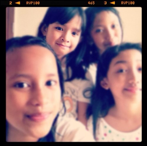 Ini club ralunania yang kepanjangannya darii RA:Raicha Zahra LU:lulu afifah NA:nayla shabrina KA:kania pramesti, follback? Just metion OK!,SD Pelita,abar