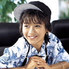 理論社会学とピアノ。UT/Sociologie Française/贈与と暴力/尾崎亜美/柏原芳恵/菊池桃子/岡崎律子/坂本真綾/Berryz工房/STS(科学者集団)/福島原発事故、消費社会における記号の意味や言語の明晰的使用を考えています。論文「消費社会における認識問題」他
