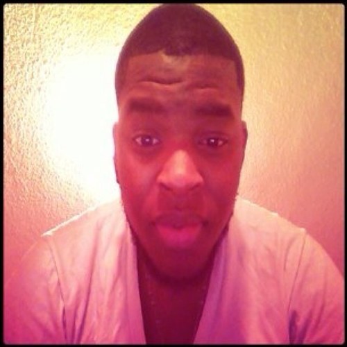 SpiFFyGUYJr's profile picture. We're both young, not yet antique so her mindset was working for my technique.