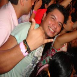 Falamos de tudo um pouco! Afinal, o perfil é de interesse público..

http://t.co/RuuWGesST9