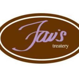 Fav's (short for favorites) offers an awesome variety of cakes, cupcakes, pies, tarts, cookies, delicious Italian roast coffees and Harney & Son's teas