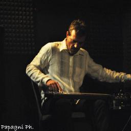 Sergio Altamura's Aria Meccanica is a groundbreaking instrumental recording that redefines the parameters of contemporary acoustic guitar.
-James Scott -