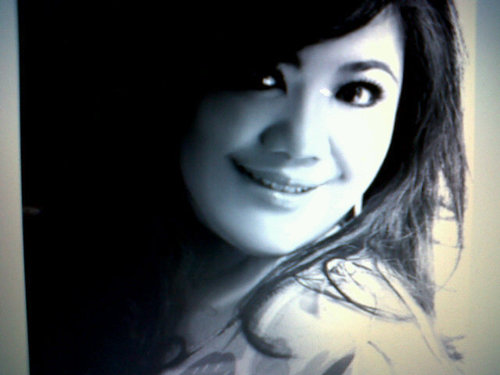 Ex announcer ElganggaFM, Spfm,RDI jakarta..singer, pencipta lagu 
Mc humor, komentator DMD tpi, tim pengajar vocal kdi 2015.  Pin bb. 588cb84a