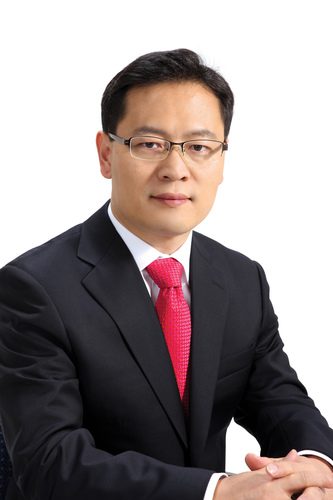 ngelcho's profile picture. 용인 처인구에서 국회의원선거 민주통합당 예비후보로 등록했습니다. 용천초.태성중.창현고를 나와 고려대법대를 졸업하고 국회에서 10년차 근무했습니다.주변 분들에게 많은 홍보 부탁드립니다.