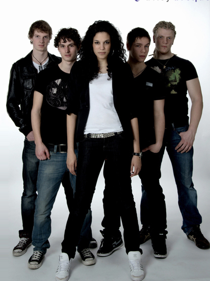 AlleyAvenue's profile picture. Alley/Avenue is a pop/rock band from Holland Amsterdam. You can listen to the demo on http://t.co/j182olmofG