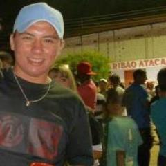 Allyson_x95's profile picture. Deus criou o universo em harmonia ,Fez o sol que dá calor aos nossos dias ,Fez a lua pra servir de inspiração ,E fez você pra mim .