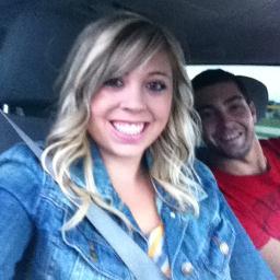 ashleycoulter2's profile picture. 