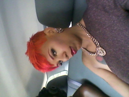 2 KNOW ME IS 2 LOVE ME.....OTHERS JUST HATE 4 NO REASON ,AND I LUV EVERY MOMENT...
