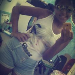 SOU FDR= Filha(o) de uma Rainha, Não FDP= Filha(o) de uma Princesa. ;*

~~ Fé no Pai... Que o inimigo cai !  .. =D