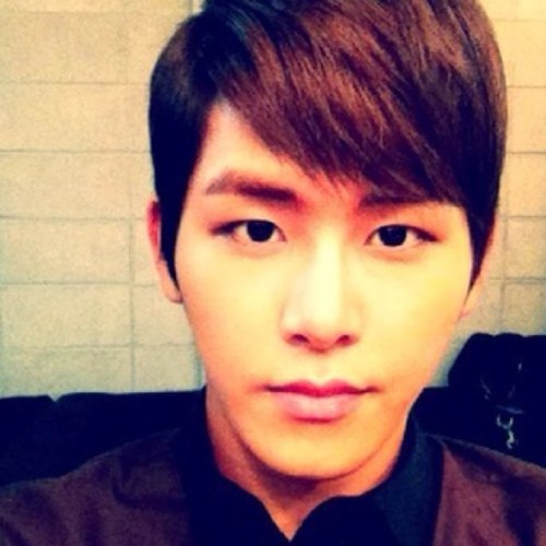 infinite hoya bot●__● @hoya1991 ダンスマシーンホヤです～！