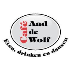Bij Café Aad de Wolf kan je doordeweeks voor een gezellig hapje en een drankje terecht en op vrijdag- en zaterdagavond om lekker te dansen en te sjansen!
