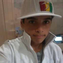Sou Corinthiano Roxo sou um dos 30 milhoes de Fiel que um time pode ter eu sou chato alegre legal mais tmb sou inpaciente meu face add http://t.co/1nYJJnRX