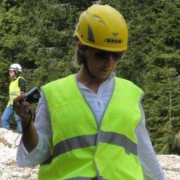 Architetto impegnato a diffondere la cultura della sicurezza sul lavoro