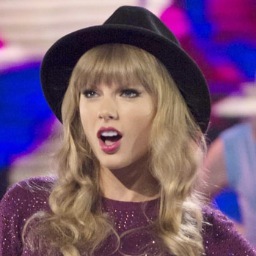 Taylor is the most amazing person i have never met. She's my one and only idol & role model, Proud to be a kiwi swifty.If you're reading this, stay beautiful :)