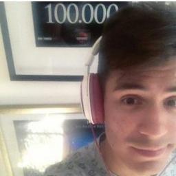 Pelu pq te amo ñ sei só sei que TE AMO muito muito  Desde:14/12/11 ás 21:44 Se vc ama esses 4 menininhos color segui aqui pf ♥ FC's ''Look Here''