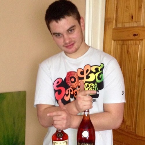 ShowaMaxx's profile picture. Hit me up on the DM