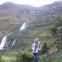 adriana_liz25's profile picture. 