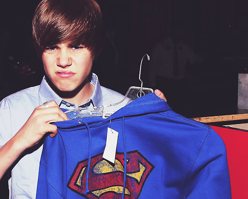 I know the name is wrong! It's Belieber.... Swedish boybelieber @emilazad. Justin fanpage, @Justinbieber please follow me if you see this
