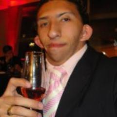 Ooee gente quem quer festa me chame pelo facenook ou twitter que eu solto som alto p/ vcs valor é300,00 so aparelhagem.e 350,00 completo .......