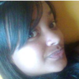 Eu sou uma pessoa muito alegre e divertida adoro sorrir e ser feliz. DEUS pra mim é tudo, sou feliz por ter Jesus em meu coração