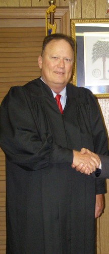 Retired, USMC 1968-1971, LEO 1972-2010, Municipal Court Judge briefly stepped down from Bench due2Medical issues! Married since 1971