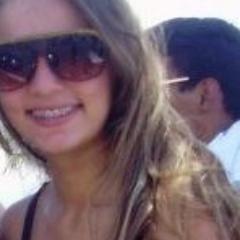 Deixe o seu sorriso mudar o mundo, mais não deixe o mundo mudar seu sorriso. (Demi Lovato)