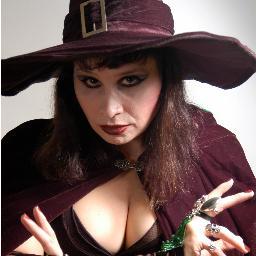 New England's Hex-cellent Horror Hostess - https://t.co/xKpHZM4s8S I also host a Dark Shadows podcast called Terror at Collinwood - https://t.co/5DoRwmyszb