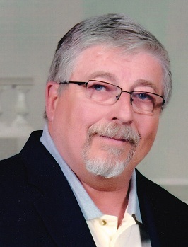 rwlowell's profile picture. #teamfollowback internet marketing, trying to make a living off that...