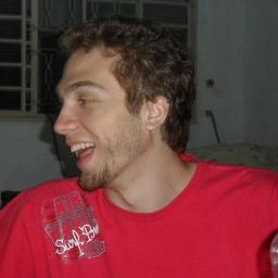 Aspirante a Tradutor, Fanático por games e tecnologia!