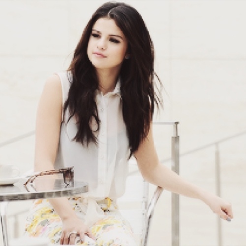 pr0blyfake's profile picture. Ratchet.