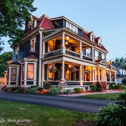 Beautiful Victorian Bed and Breakfast  in Downtown Fredericton.
