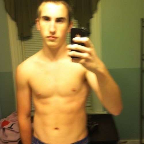 justin_tay13's profile picture. 