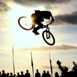 daniva10's profile picture. 