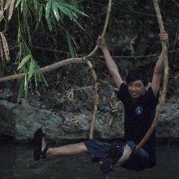 phisically's profile picture. sebuah titik terang yang selalu terus ada