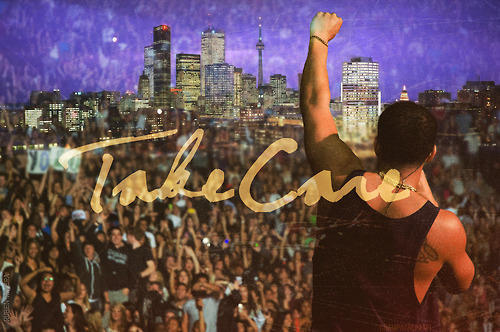 WEHEARTDRIZZY's profile picture. tweeting about everything drake.  OVOXO.