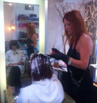 hair colorist/ artist extraordinaire....i paint hair and i paint canvas.. Carpe Diem..