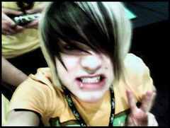 jayceisme_'s profile picture. i love girls with green/blue hair! 3