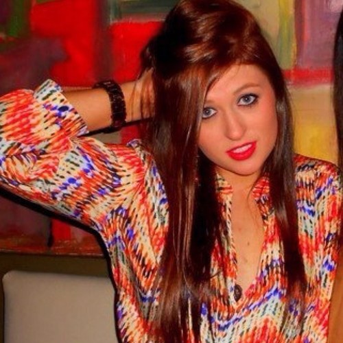 asteff's profile picture. Sports and Justin Bieber and pie