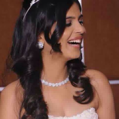 chandniaa Profile Picture