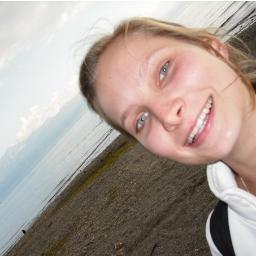Étudiante en Communication scientifique et technique, stagiaire à @lacasemate pour la #FDS2013 and more..... #Nature #Education #Danse #Voyage #Langues