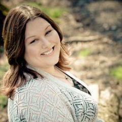 Doula. Reiki Practitioner. Holistic Spirituality Pathwalker. Spinner. Knitter. In love with a great guy named Chris.