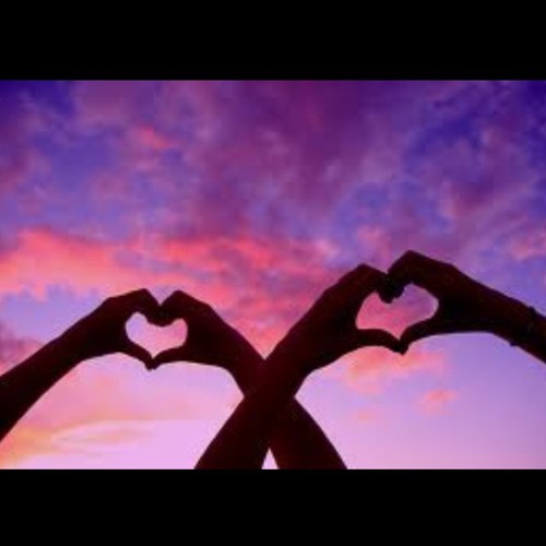 I love Ariana Grande :') - 17, Girl, Anxiety, depression, overwhelming feelings.