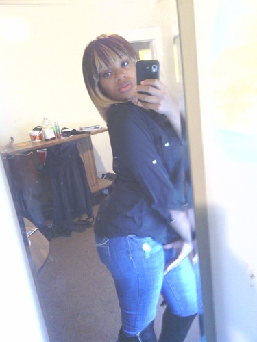 I love to stay to myself and do what I gotta do to achieve whatever it is that i'm chasing....SUCCESS!!!!