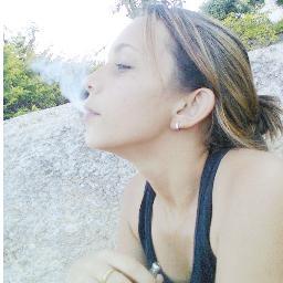 -Keep me in your memory, leave out all the rest ♫